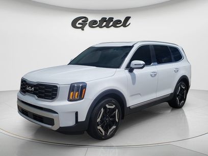 Used 2024 Kia Telluride S w/ S Sunroof Package