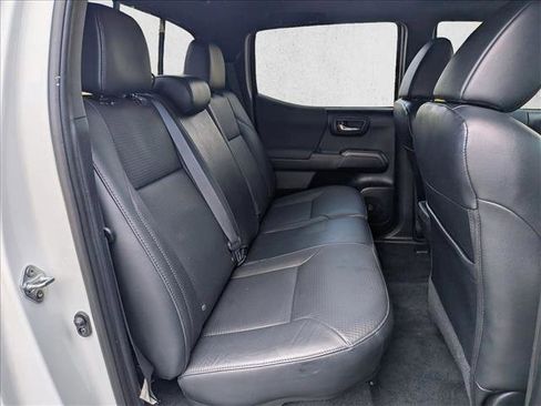 Used 2021 Toyota Tacoma TRD Sport w/ TRD Premium Sport Package image 19