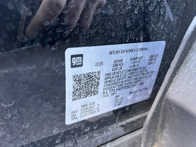 Used 2025 Chevrolet Trax LT w/ LT Convenience Package FWD image 7