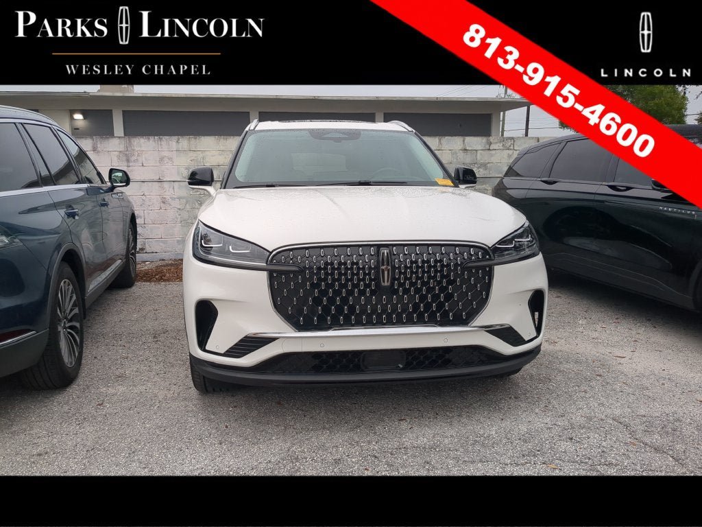 Used 2026 Lincoln Aviator Reserve AWD/4WD image 4