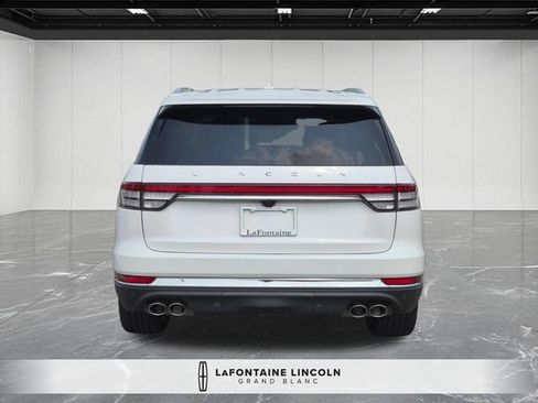 Used 2024 Lincoln Aviator Reserve w/ Equipment Group 201A AWD/4WD image 4