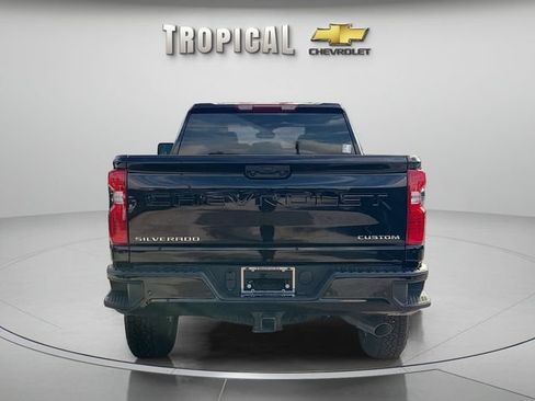 New 2026 Chevrolet Silverado 2500 Custom w/ Custom Value Package AWD/4WD image 4