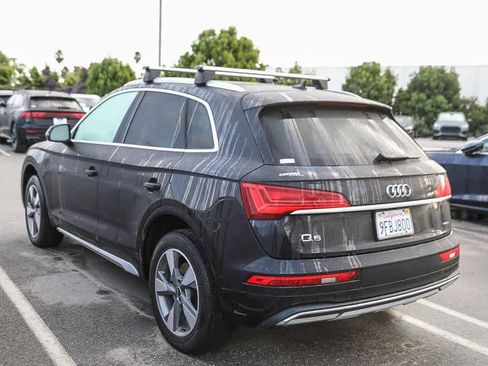 Used 2023 Audi Q5 2.0T Premium w/ Convenience Package image 6