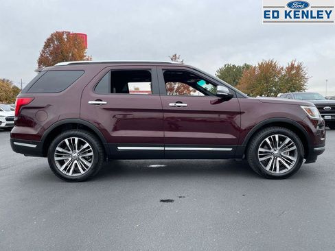 Used 2019 Ford Explorer Platinum image 27