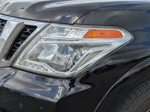 Used 2019 Nissan Armada Platinum w/ Captain's Chairs Package RWD image 9