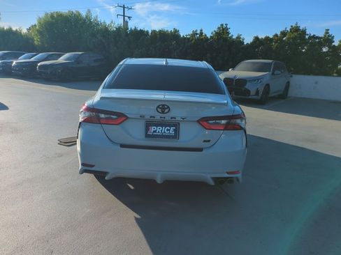 Used 2022 Toyota Camry SE w/ Carpet Mat Package (TMS) FWD image 7