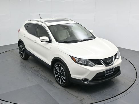 Used 2019 Nissan Rogue Sport SL w/ Premium Package image 38