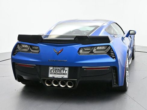Used 2016 Chevrolet Corvette Z06 w/ 3LZ Preferred Equipment Group RWD image 6