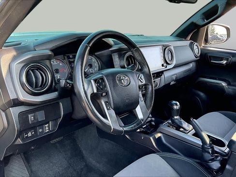 Used 2021 Toyota Tacoma TRD Sport RWD image 16