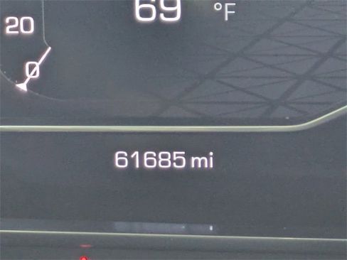 Used 2023 GMC Yukon SLT w/ SLT Luxury Package image 36