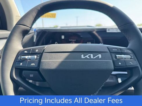 New 2026 Kia Sportage SX FWD image 14