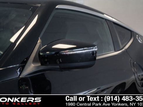 Used 2024 Nissan Z Performance w/ Floor Mat Package RWD image 10