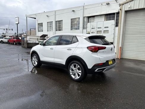 Used 2021 Buick Encore GX Preferred image 3