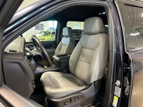 Used 2022 Chevrolet Tahoe Z71 w/ Max Trailering Package image 14