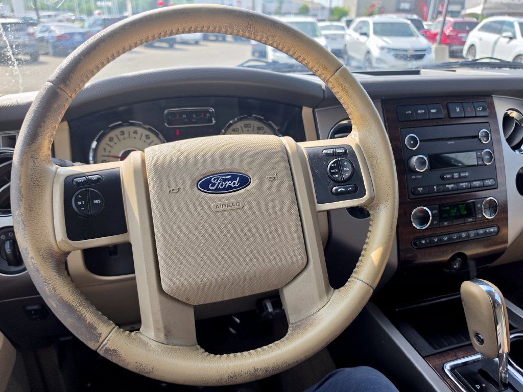 Used 2012 Ford Expedition XLT AWD/4WD image 13