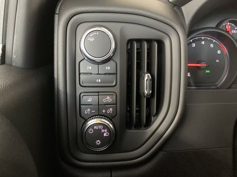 New 2026 GMC Sierra 3500 Pro w/ Convenience Package image 20