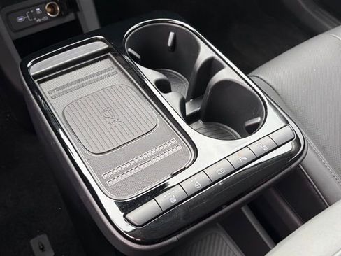 Used 2025 Hyundai Ioniq 5 SEL image 16