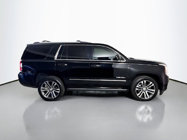 Used 2017 GMC Yukon Denali w/ Open Road Package RWD image 11