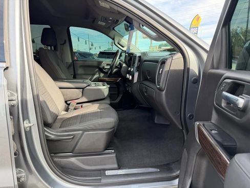 Used 2020 GMC Sierra 1500 SLE w/ SLE Value Package AWD/4WD image 10