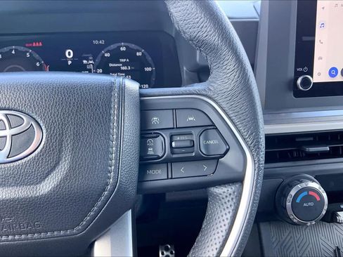 Used 2025 Toyota Tacoma TRD Sport image 24