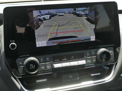 Used 2024 Toyota Grand Highlander FWD image 21