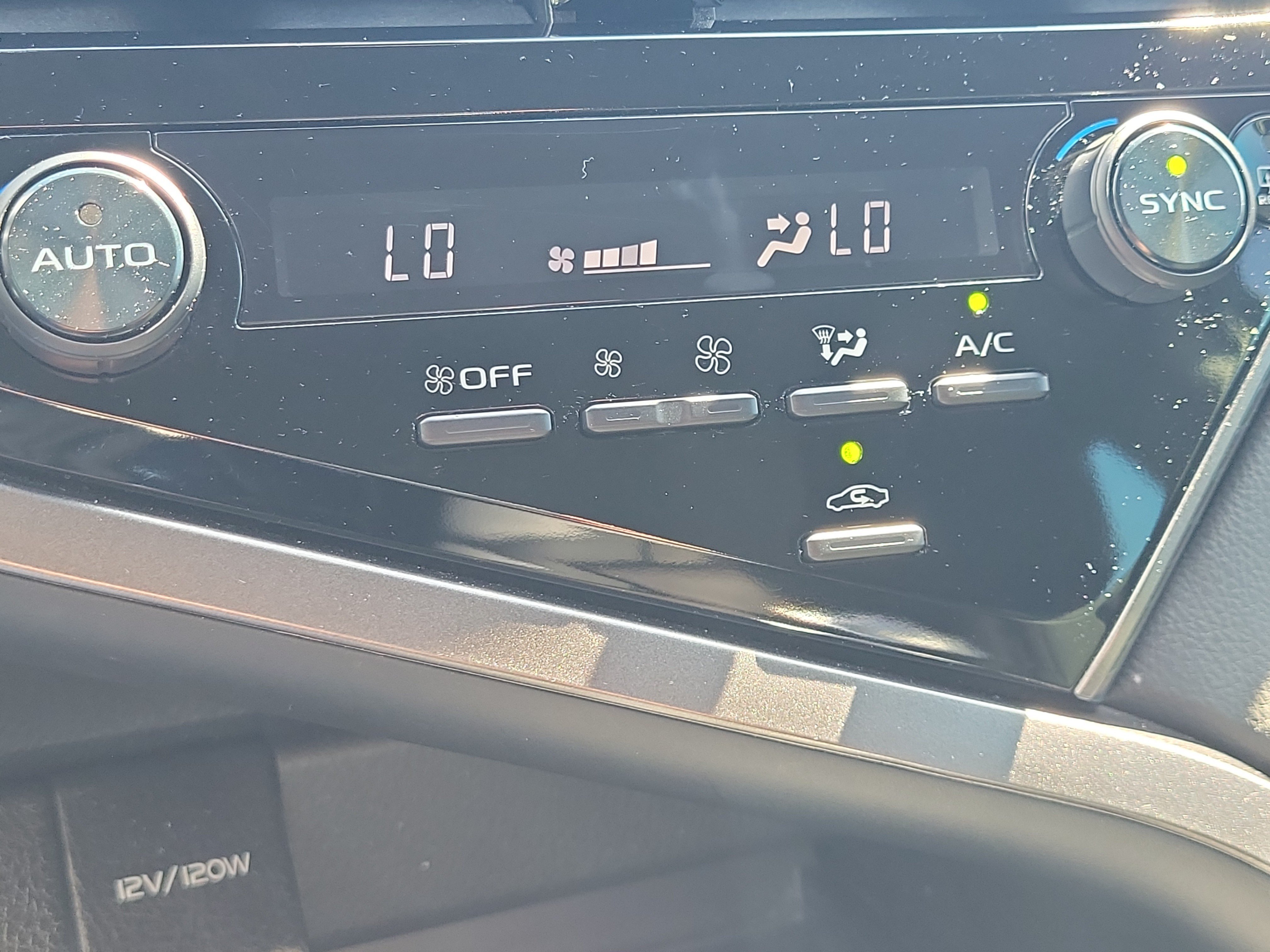 Used 2024 Toyota Camry LE FWD image 25