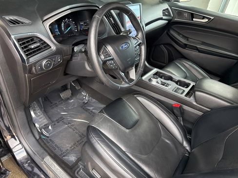 Used 2022 Ford Edge Titanium w/ Equipment Group 301A image 34