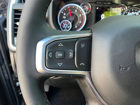 New 2025 RAM 2500 Big Horn AWD/4WD image 22