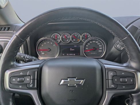 Used 2021 Chevrolet Silverado 1500 LT Trail Boss image 29