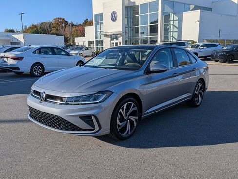 New 2026 Volkswagen Jetta SEL image 7