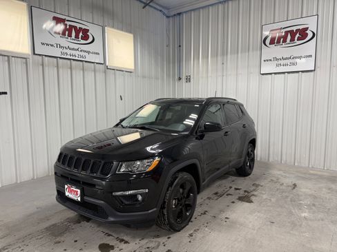 Used 2019 Jeep Compass Altitude image 16