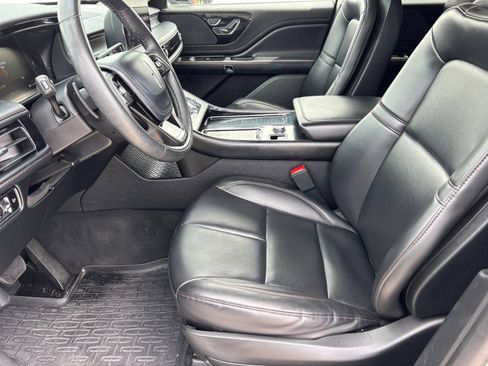 Used 2023 Lincoln Aviator AWD image 13