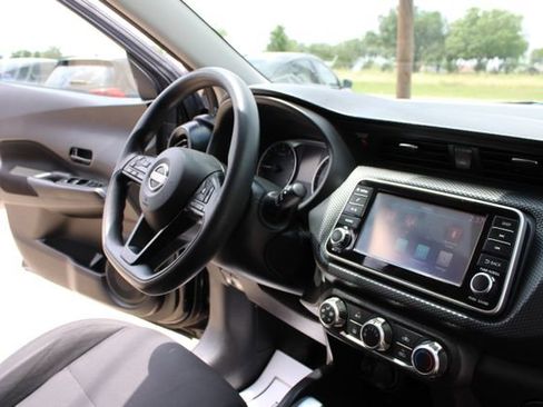 Used 2023 Nissan Kicks S FWD image 36