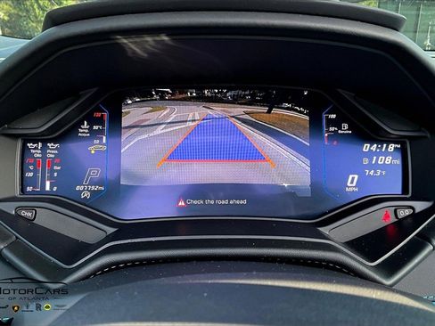 Used 2023 Lamborghini Huracan EVO image 17