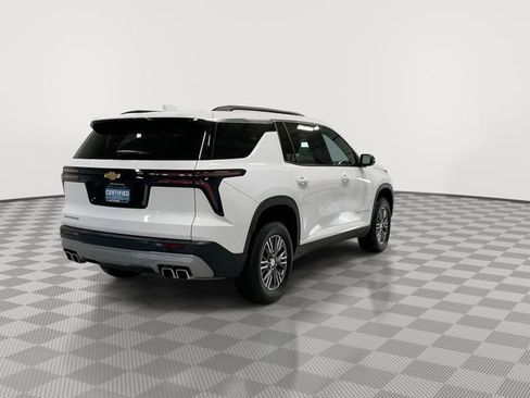 Certified 2025 Chevrolet Traverse LT image 10