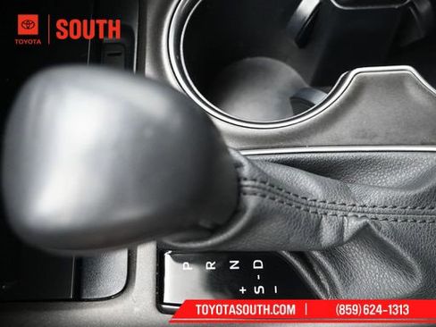 Used 2023 Toyota Camry XSE image 17