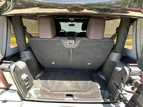 Used 2013 Jeep Wrangler Sport AWD/4WD image 30