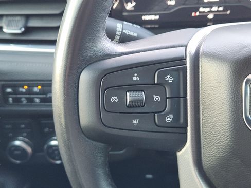 Used 2022 GMC Yukon XL Denali AWD/4WD image 23