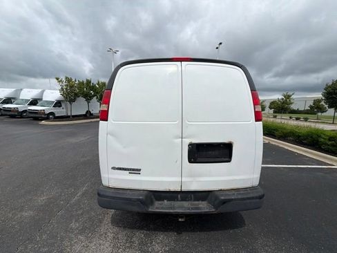 Used 2013 Chevrolet Express 3500 Extended RWD image 8