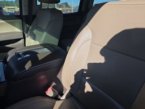 Used 2018 GMC Sierra 1500 SLT w/ SLT Premium Package image 10