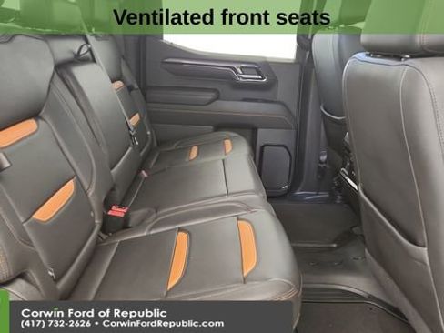 Used 2022 GMC Sierra 1500 AT4 w/ AT4 Premium Package image 27