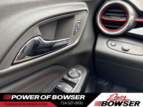 New 2026 Chevrolet Trax RS w/ Sunroof Package FWD image 12