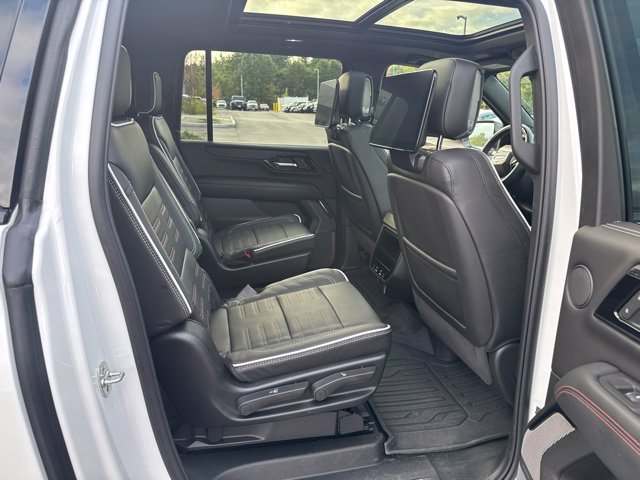 Used 2026 GMC Yukon XL AT4 Ultimate AWD/4WD image 13