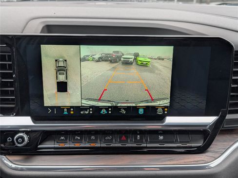 Used 2023 GMC Sierra 1500 SLT w/ SLT Premium Package image 29