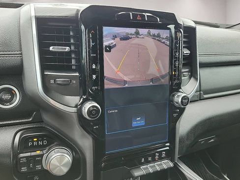 Used 2023 RAM 1500 Laramie AWD/4WD image 16