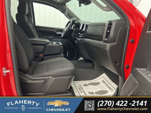 Used 2023 Chevrolet Silverado 1500 LT image 15