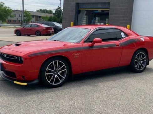 Used 2023 Dodge Challenger R/T w/ Plus Package RWD image 5