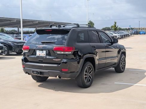 Used 2020 Jeep Grand Cherokee Trailhawk w/ Trailhawk Luxury Group AWD/4WD image 5