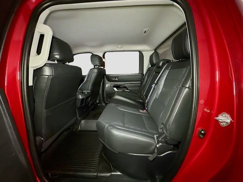 Used 2024 Toyota Tundra Limited AWD/4WD image 28
