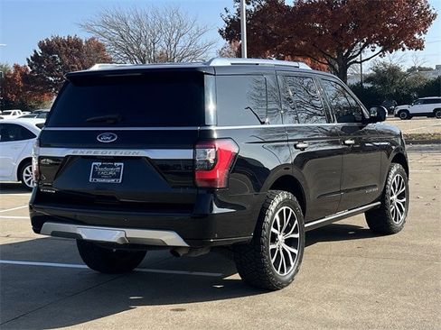Used 2019 Ford Expedition Platinum image 4